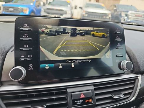 Used 2018 Honda Accord Sport image 25