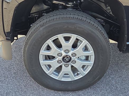 New 2026 Toyota Tacoma SR image 5
