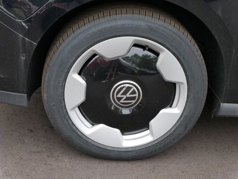 New 2025 Volkswagen ID. Buzz Pro S image 5