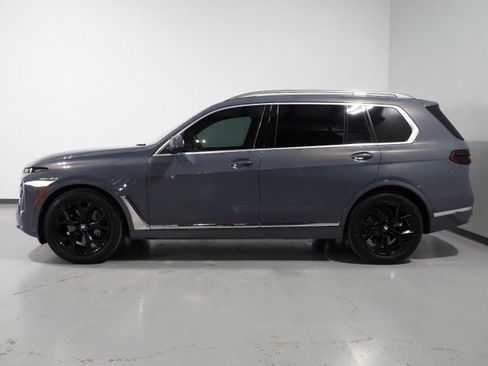 Used 2024 BMW X7 xDrive40i AWD/4WD image 9