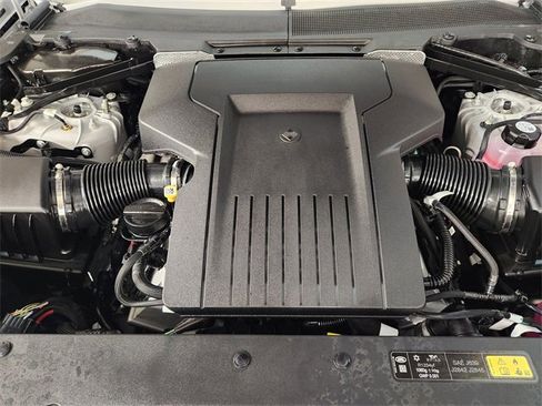 Used 2026 Land Rover Defender 110 OCTA image 32