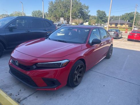 Used 2023 Honda Civic Sport image 1