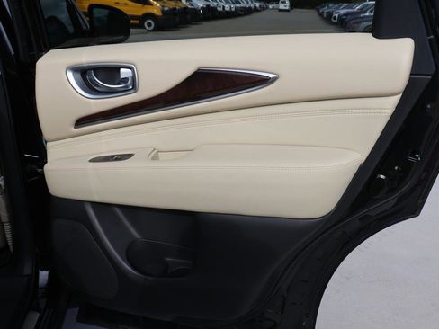 Used 2015 INFINITI QX60 FWD w/ Premium Plus Package image 16