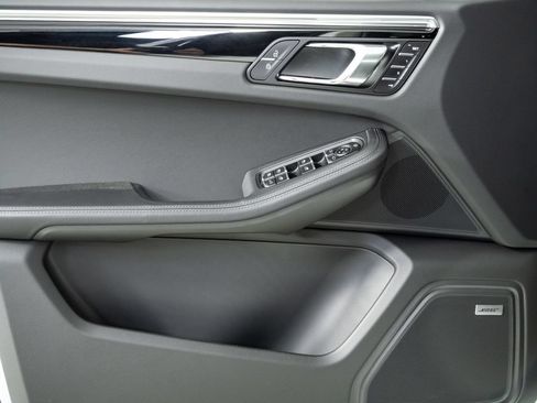 New 2026 Porsche Macan S AWD/4WD image 6