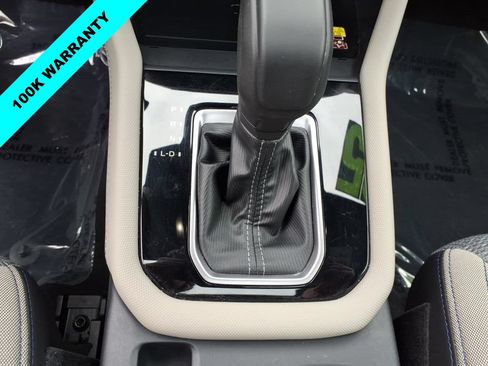 Certified 2025 Subaru Forester Premium AWD/4WD image 15