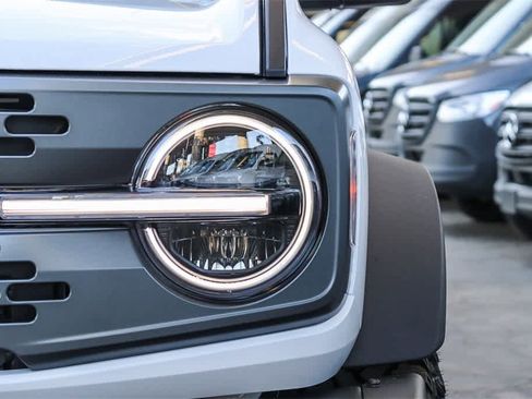 New 2025 Ford Bronco Badlands w/ Sasquatch Package image 4