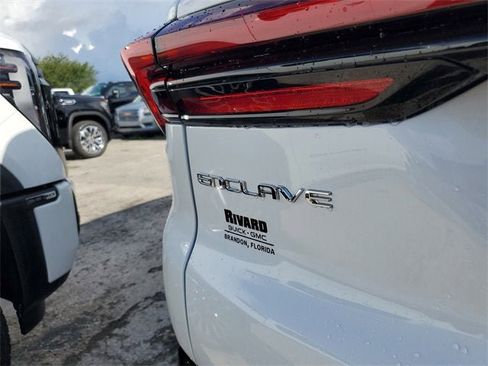 New 2026 Buick Enclave Sport Touring w/ Power Package image 9