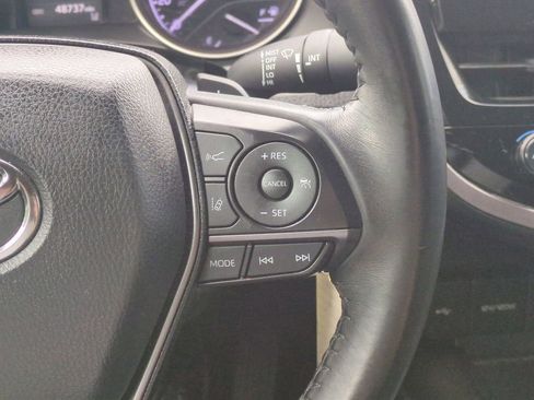 Certified 2021 Toyota Camry SE image 24