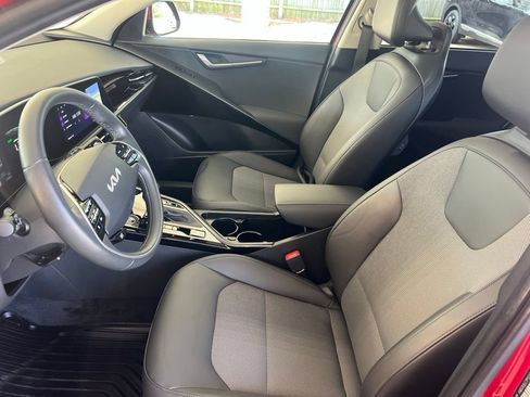 Certified 2023 Kia Niro EX Touring FWD image 4