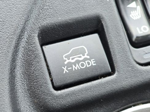 Used 2021 Subaru Crosstrek 2.5i Limited w/ Moonroof Package 1 image 8