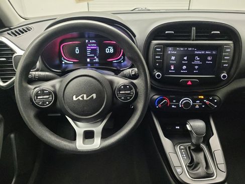 Used 2023 Kia Soul LX w/ Option Group 015 FWD image 22