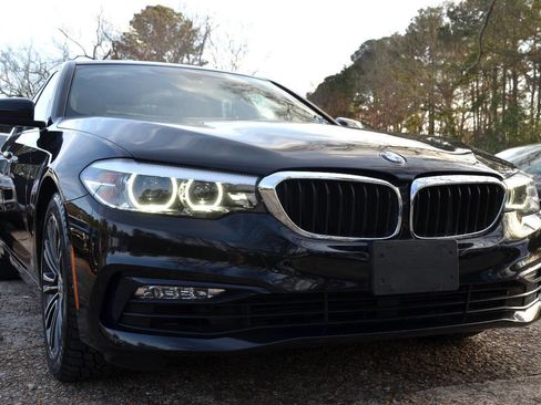 Used 2017 BMW 530i image 3