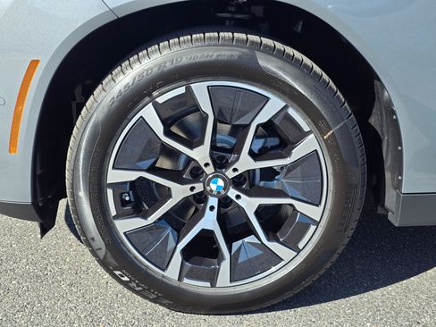 New 2026 BMW X3 xDrive30i w/ Convenience Package AWD/4WD image 7