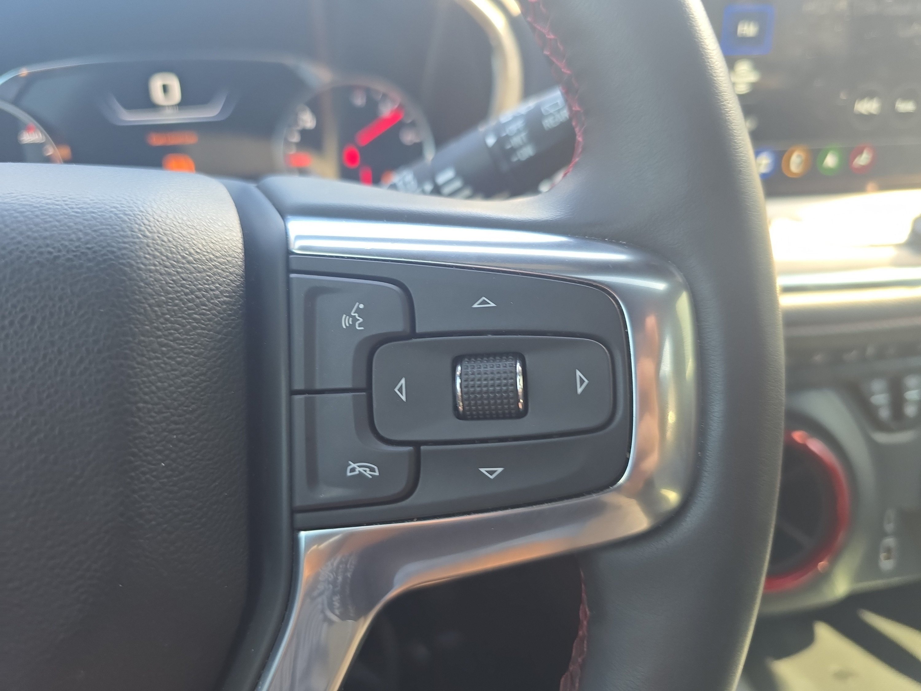 Used 2023 Chevrolet Blazer RS w/ Driver Confidence II Package FWD image 31