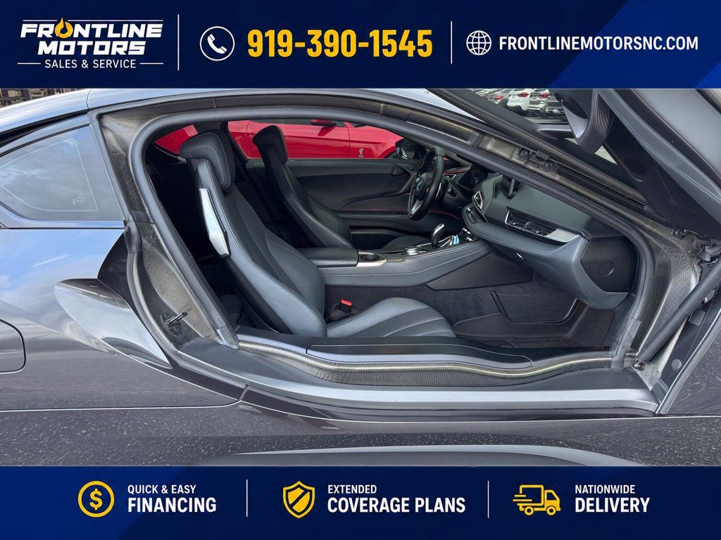 Used 2020 BMW i8 Coupe AWD/4WD image 9