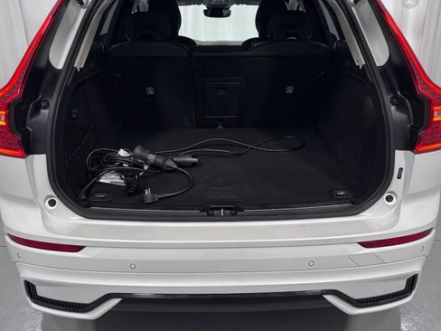 Certified 2024 Volvo XC60 T8 Ultimate AWD/4WD image 28