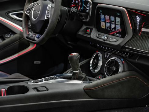 Used 2018 Chevrolet Camaro ZL1 RWD image 56