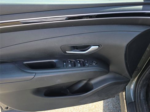 Certified 2022 Hyundai Tucson SE AWD/4WD image 30
