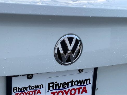 Used 2019 Volkswagen Jetta S image 9