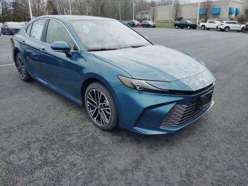New 2026 Toyota Camry XLE image 1
