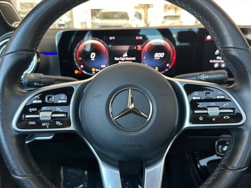Used 2021 Mercedes-Benz CLA 250 image 22