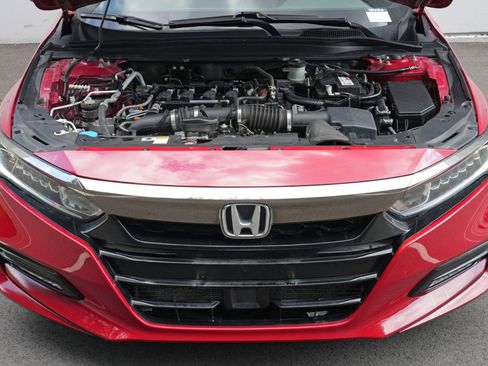 Used 2019 Honda Accord Sport image 7