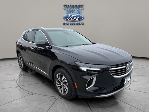 Used 2023 Buick Envision Essence image 3