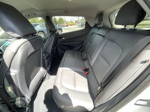 Used 2021 Chevrolet Bolt Premier w/ Infotainment Package image 35