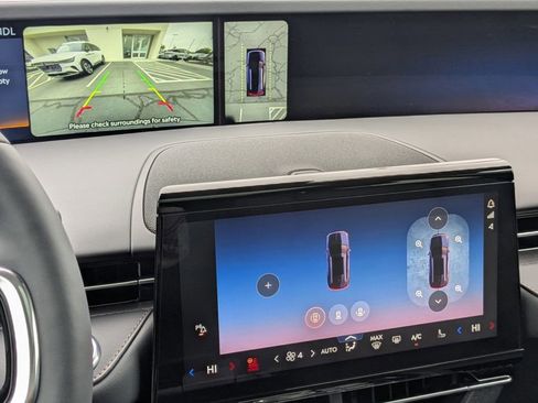 New 2026 Lincoln Nautilus Premier w/ Equipment Group 102A image 23