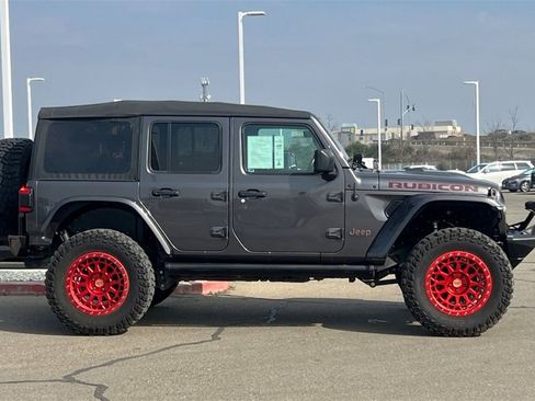 Used 2021 Jeep Wrangler Unlimited Rubicon image 3