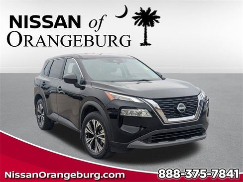 Used 2023 Nissan Rogue SV image 1