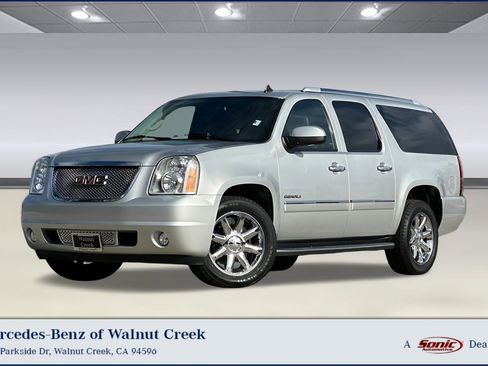 Used 2014 GMC Yukon XL Denali image 1