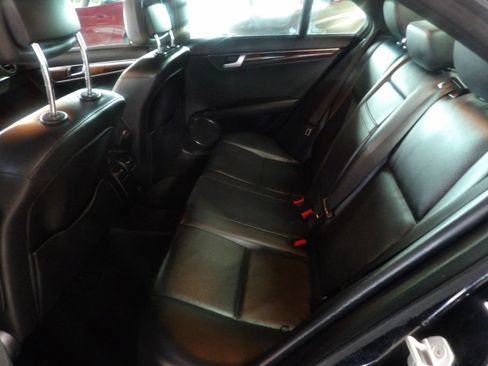 Used 2012 Mercedes-Benz C 250 Sedan image 9
