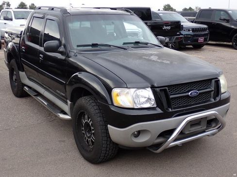 Used 2002 Ford Explorer Sport Trac 4x4 image 10