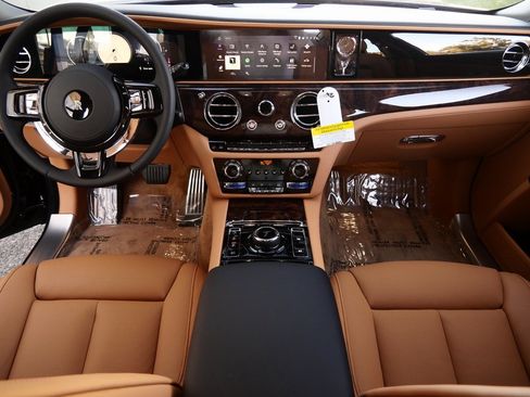 New 2026 Rolls-Royce Ghost image 4