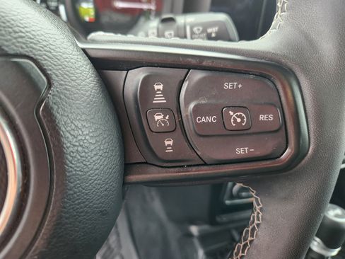 Used 2025 Jeep Wrangler Unlimited Sport S 4xe w/ Convenience Group AWD/4WD image 32