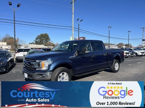 Used 2018 Ford F150 XLT w/ Max Trailer Tow Package image 3