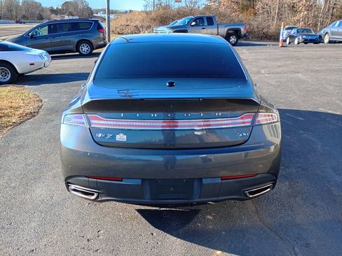 Used 2016 Lincoln MKZ Hybrid image 4