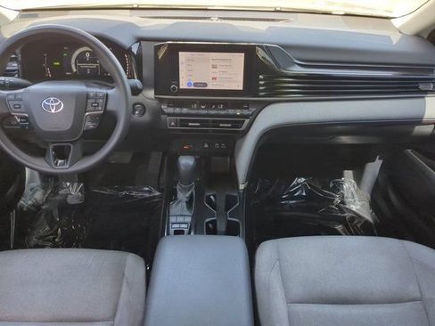 Used 2025 Toyota Camry LE FWD image 13