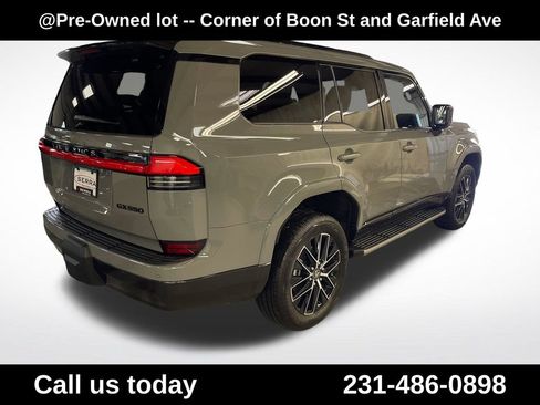 Used 2026 Lexus GX 550 w/ Accessory Package (2T) AWD/4WD image 5
