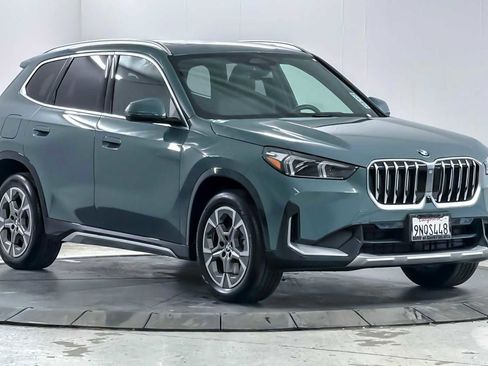 Used 2025 BMW X1 xDrive28i image 9