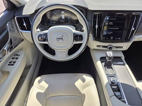 Used 2017 Volvo V90 T6 Cross Country AWD/4WD image 13