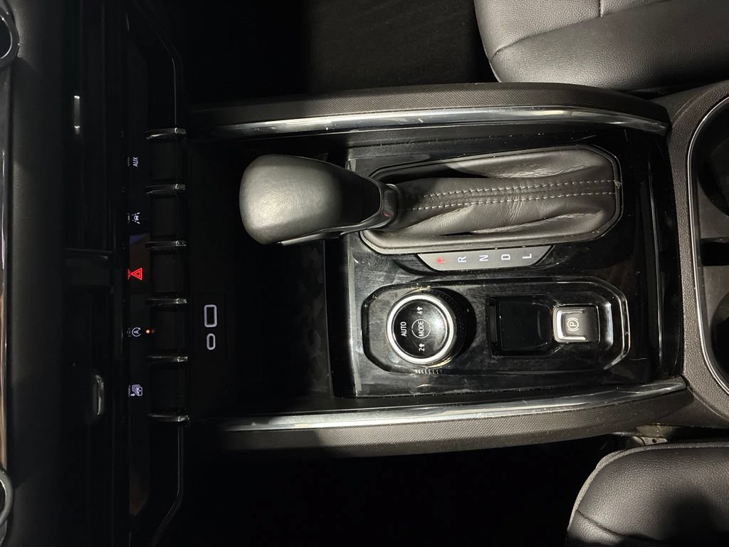 Used 2024 GMC Canyon Elevation w/ Elevation Premium Package AWD/4WD image 23