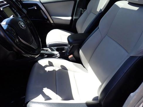 Used 2018 Toyota RAV4 Limited w/ Advanced Technology Package AWD/4WD image 12