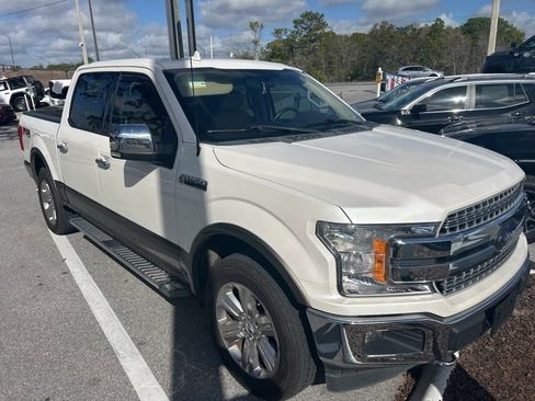 Used 2018 Ford F150 Lariat image 7