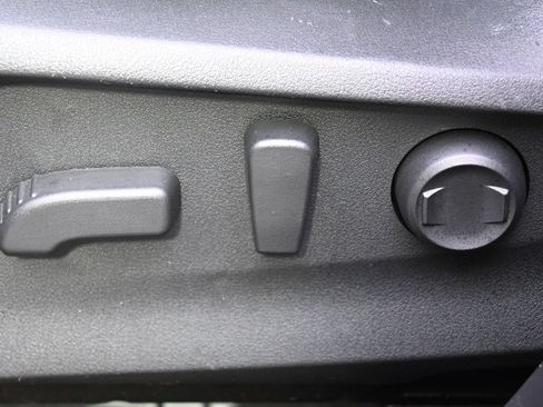 Used 2023 Subaru Forester Touring AWD/4WD image 14