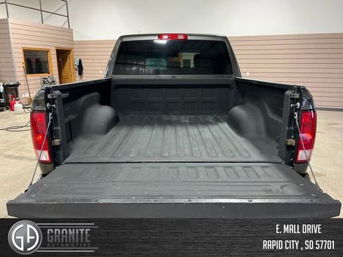 Used 2018 RAM 1500 Express w/ Express Value Package image 22