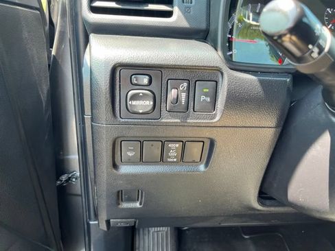 Used 2017 Toyota 4Runner Limited AWD/4WD image 35