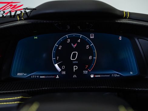 Used 2021 Chevrolet Corvette Stingray Premium Conv w/ Z51 Performance Package RWD image 44