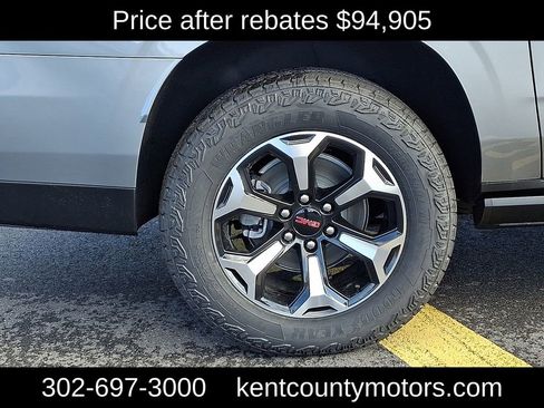 New 2026 GMC Yukon XL AT4 w/ AT4 Premium Plus Package image 7